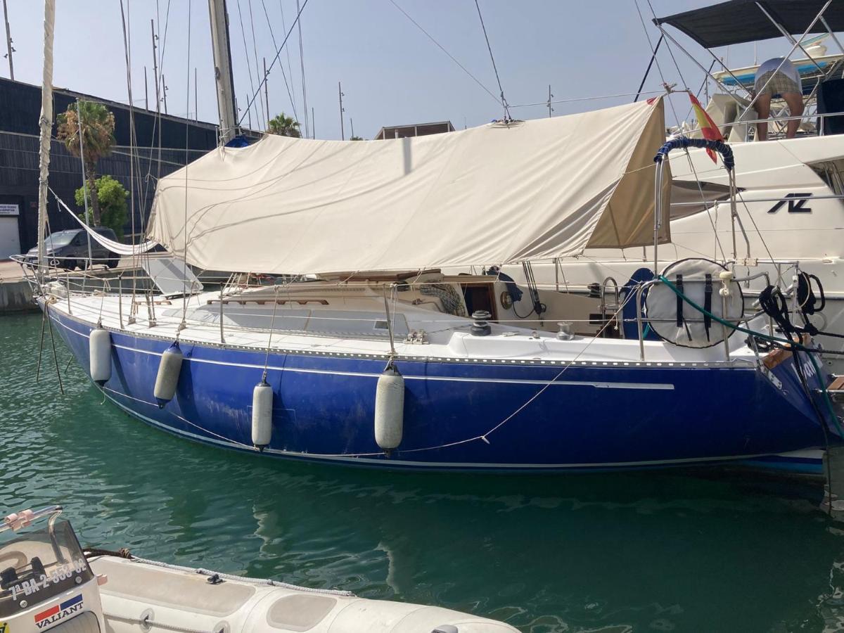 סנט אדריה דה בסוס Boat Hotel Barcelona חדר תמונה