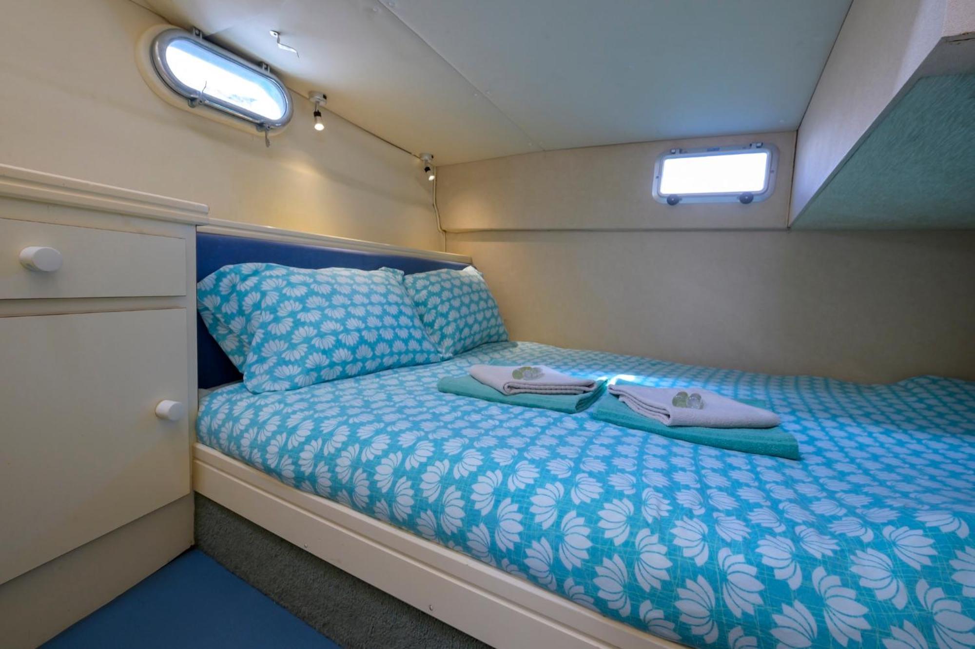 סנט אדריה דה בסוס Boat Hotel Barcelona חדר תמונה